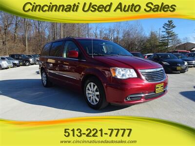 2014 Chrysler Town and Country Touring   - Photo 1 - Cincinnati, OH 45255