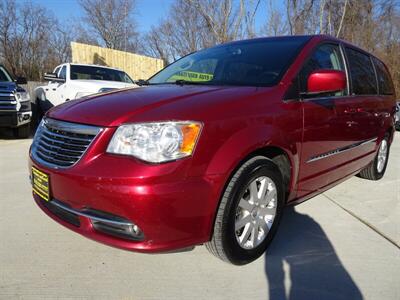 2014 Chrysler Town and Country Touring   - Photo 8 - Cincinnati, OH 45255