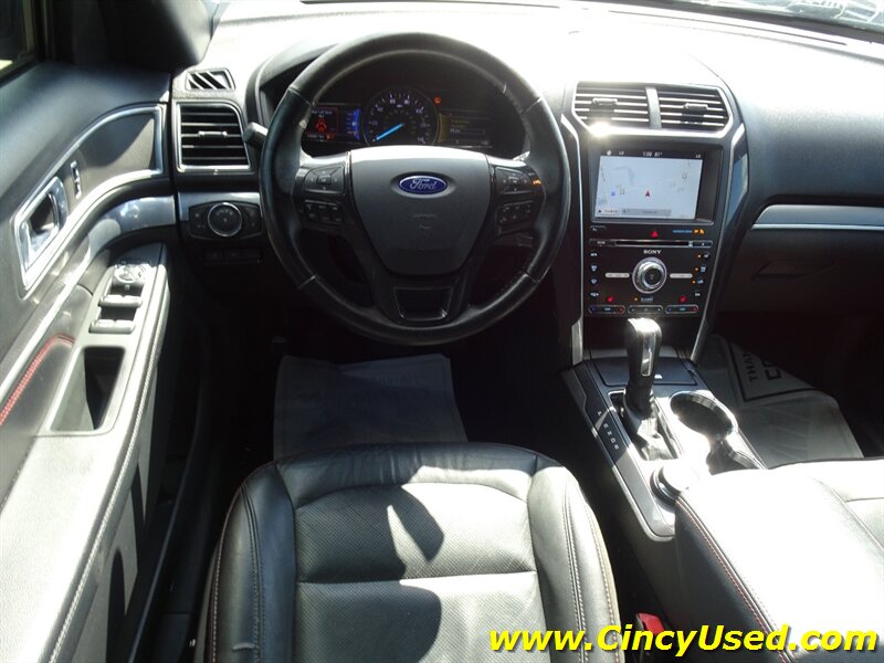 2017 Ford Explorer Sport - Photo 11 - Cincinnati, OH 45255