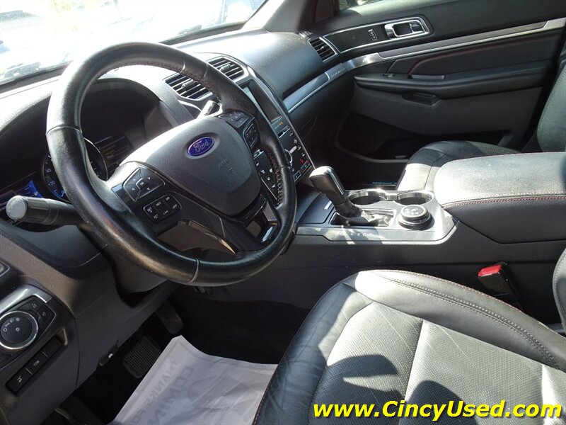 2017 Ford Explorer Sport - Photo 14 - Cincinnati, OH 45255