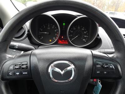 2010 Mazda Mazda3 i Touring  FWD - Photo 18 - Cincinnati, OH 45255