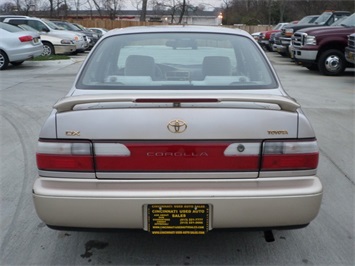 1997 Toyota Corolla DX   - Photo 5 - Cincinnati, OH 45255