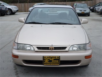 1997 Toyota Corolla DX   - Photo 2 - Cincinnati, OH 45255
