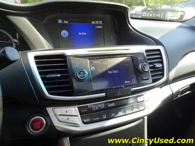 2013 Honda Accord EX-L V6 w/Navi   - Photo 19 - Cincinnati, OH 45255