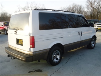 2000 Chevrolet Astro Vans   - Photo 6 - Cincinnati, OH 45255