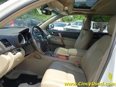 2010 Toyota Highlander Limited   - Photo 11 - Cincinnati, OH 45255