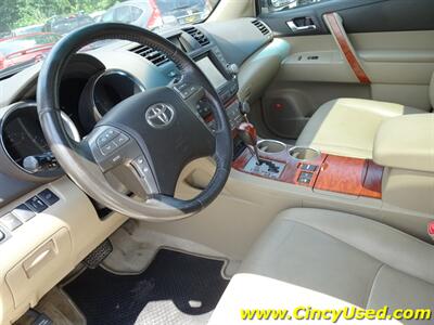 2010 Toyota Highlander Limited   - Photo 12 - Cincinnati, OH 45255