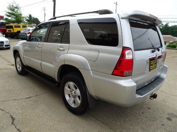 2006 Toyota 4Runner Sport Edition   - Photo 11 - Cincinnati, OH 45255