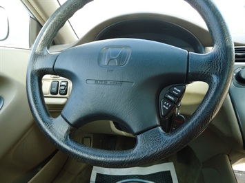 2002 Honda Accord   - Photo 20 - Cincinnati, OH 45255