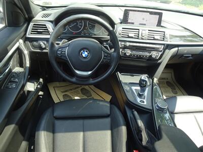 2018 BMW 3 Series 330e iPerformance  2.0L Plug-in Hybrid Turbo I4 RWD - Photo 9 - Cincinnati, OH 45255