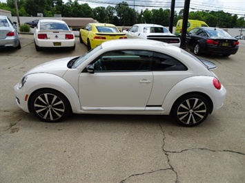 2012 Volkswagen Beetle Turbo PZEV   - Photo 10 - Cincinnati, OH 45255