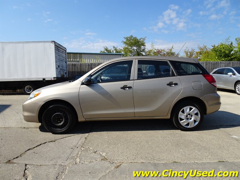 2003 Toyota Matrix - Photo 8 - Cincinnati, OH 45255