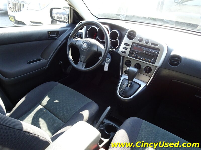 2003 Toyota Matrix - Photo 14 - Cincinnati, OH 45255