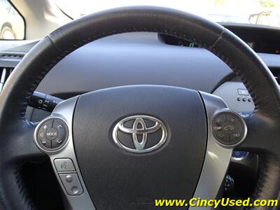 2013 Toyota Prius Three   - Photo 21 - Cincinnati, OH 45255
