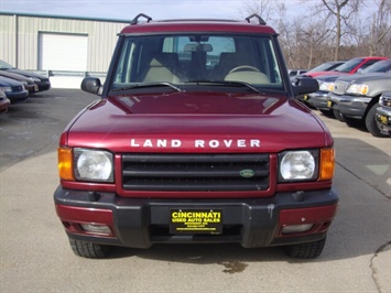 2000 Land Rover Discovery Series II   - Photo 2 - Cincinnati, OH 45255