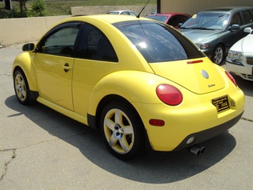 2002 Volkswagen New Beetle GLS   - Photo 4 - Cincinnati, OH 45255