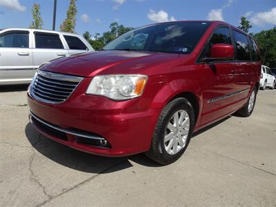 2014 Chrysler Town & Country Touring  3.6L V6 FWD - Photo 3 - Cincinnati, OH 45255