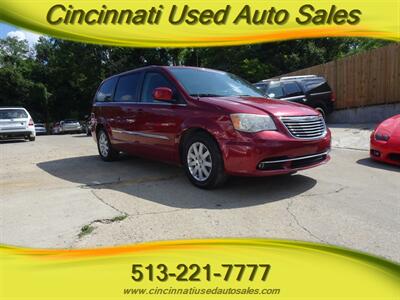 2014 Chrysler Town & Country Touring  3.6L V6 FWD - Photo 1 - Cincinnati, OH 45255