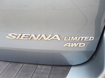 2010 Toyota Sienna XLE Limited   - Photo 29 - Cincinnati, OH 45255