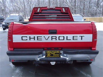 1997 CHEVROLET CREW CAB   - Photo 5 - Cincinnati, OH 45255