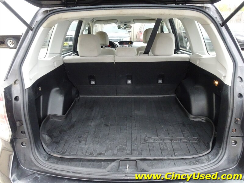 2017 Subaru Forester 2.5i H4 AWD - Photo 23 - Cincinnati, OH 45255