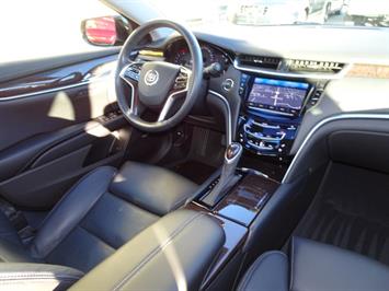 2014 Cadillac XTS Luxury Collection   - Photo 12 - Cincinnati, OH 45255