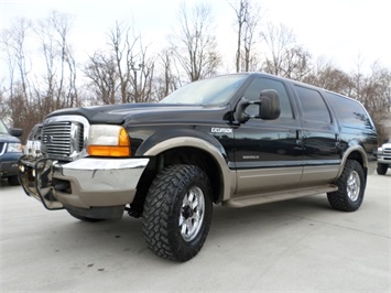 2000 Ford Excursion Limited   - Photo 11 - Cincinnati, OH 45255
