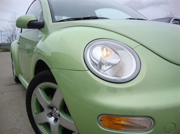 2003 Volkswagen New Beetle GLS   - Photo 12 - Cincinnati, OH 45255