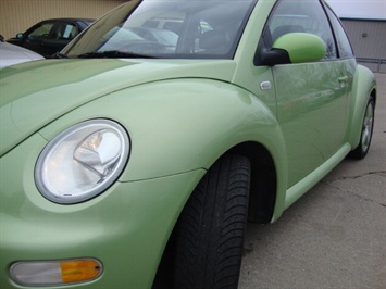 2003 Volkswagen New Beetle GLS   - Photo 13 - Cincinnati, OH 45255