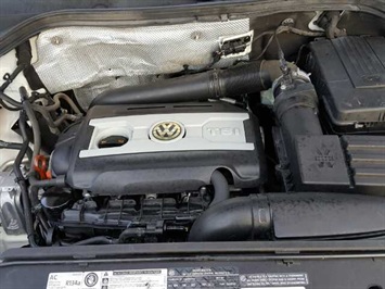 2011 Volkswagen Tiguan S 4Motion   - Photo 30 - Cincinnati, OH 45255