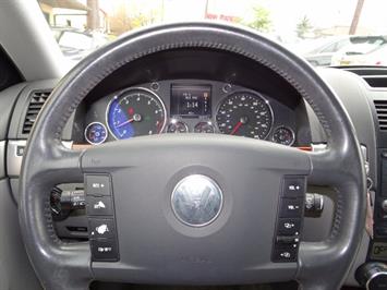 2005 Volkswagen Touareg V6   - Photo 15 - Cincinnati, OH 45255