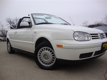 2001 Volkswagen Cabrio GLS   - Photo 10 - Cincinnati, OH 45255