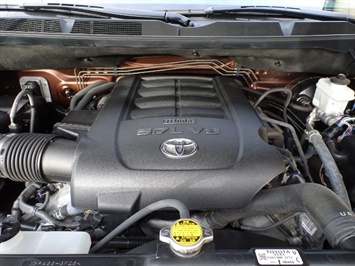 2015 Toyota Tundra Platinum   - Photo 29 - Cincinnati, OH 45255