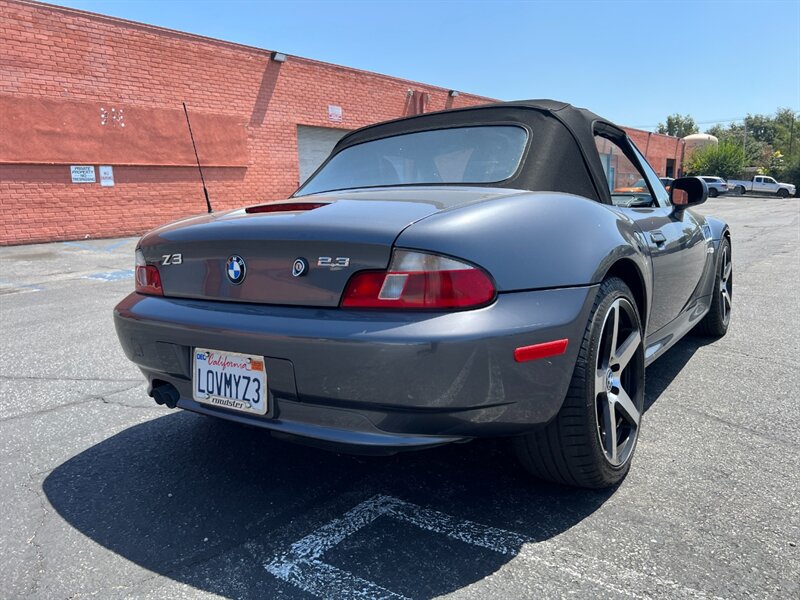 2000 BMW Z3 2.3 photo