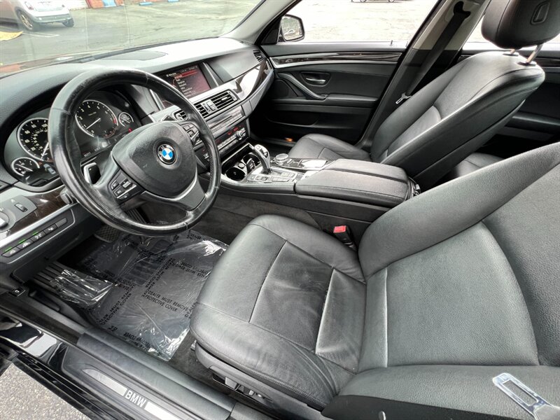 2016 BMW 5-Series 528i xDrive photo