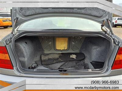 2004 BMW 325xi - Photo 8 - Roselle, NJ 07203