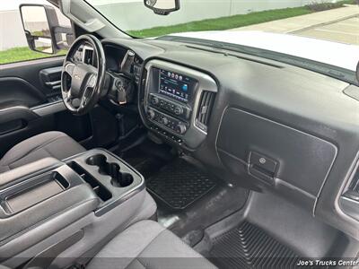2018 Chevrolet Silverado 3500HD LT 4x4   - Photo 23 - Houston, TX 77041