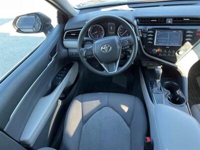 2020 Toyota Camry LE   - Photo 13 - Lewisville, TX 75057