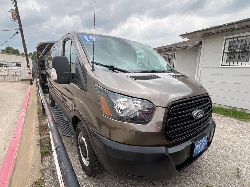 2019 Ford TRANSIT 150 photo
