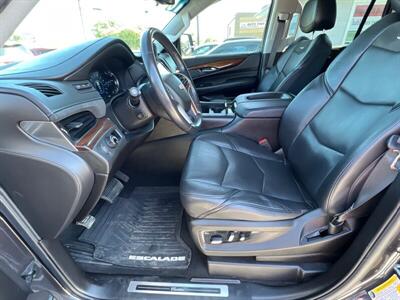 2018 Cadillac Escalade Luxury   - Photo 22 - Lewisville, TX 75057