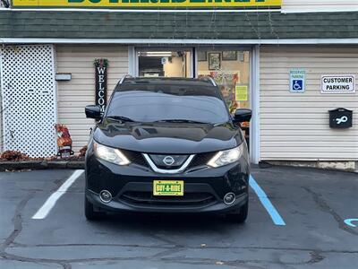 2017 Nissan Rogue Sport SL   - Photo 2 - Mine Hill, NJ 07803