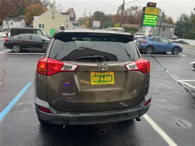 2014 Toyota RAV4 LE   - Photo 5 - Mine Hill, NJ 07803
