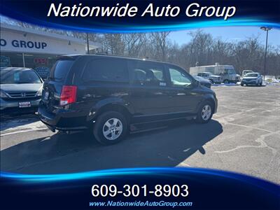 2013 Dodge Grand Caravan SXT  Wheel Chair Accessible - Photo 7 - East Windsor, NJ 08520