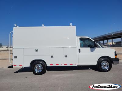2016 Chevrolet Express / GMC Savana 3500  Cube Van / Box Truck - Photo 9 - Las Vegas, NV 89103