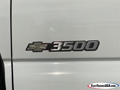 2007 Chevrolet Silverado 3500 WT, Stake Bed, Flat Bed, DRW, Dual Rear Wheel  11' Stake Bed - Photo 18 - Las Vegas, NV 89103