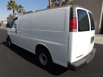 2001 Chevrolet Express G1500 Cargo Van !! LOW MILES...   - Photo 11 - Las Vegas, NV 89103