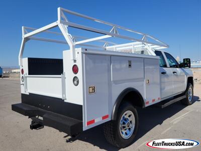 2017 Chevrolet Silverado 3500 Work Truck  4x4 Utility Service Body Crew Cab - Photo 2 - Las Vegas, NV 89103