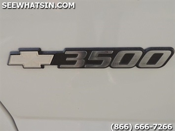 2003 Chevrolet Express 3500 EXTENDED Cargo   - Photo 26 - Las Vegas, NV 89103