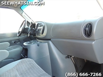 2004 Ford E-Series Cargo E250 Van, Work Van, Fleet Van, E Series Van,   - Photo 32 - Las Vegas, NV 89103