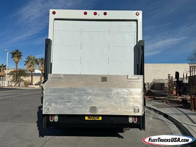 2010 Chevrolet Express Commercial Cutaway Box Truck  with Rail Gate Lift Gate - Photo 7 - Las Vegas, NV 89103